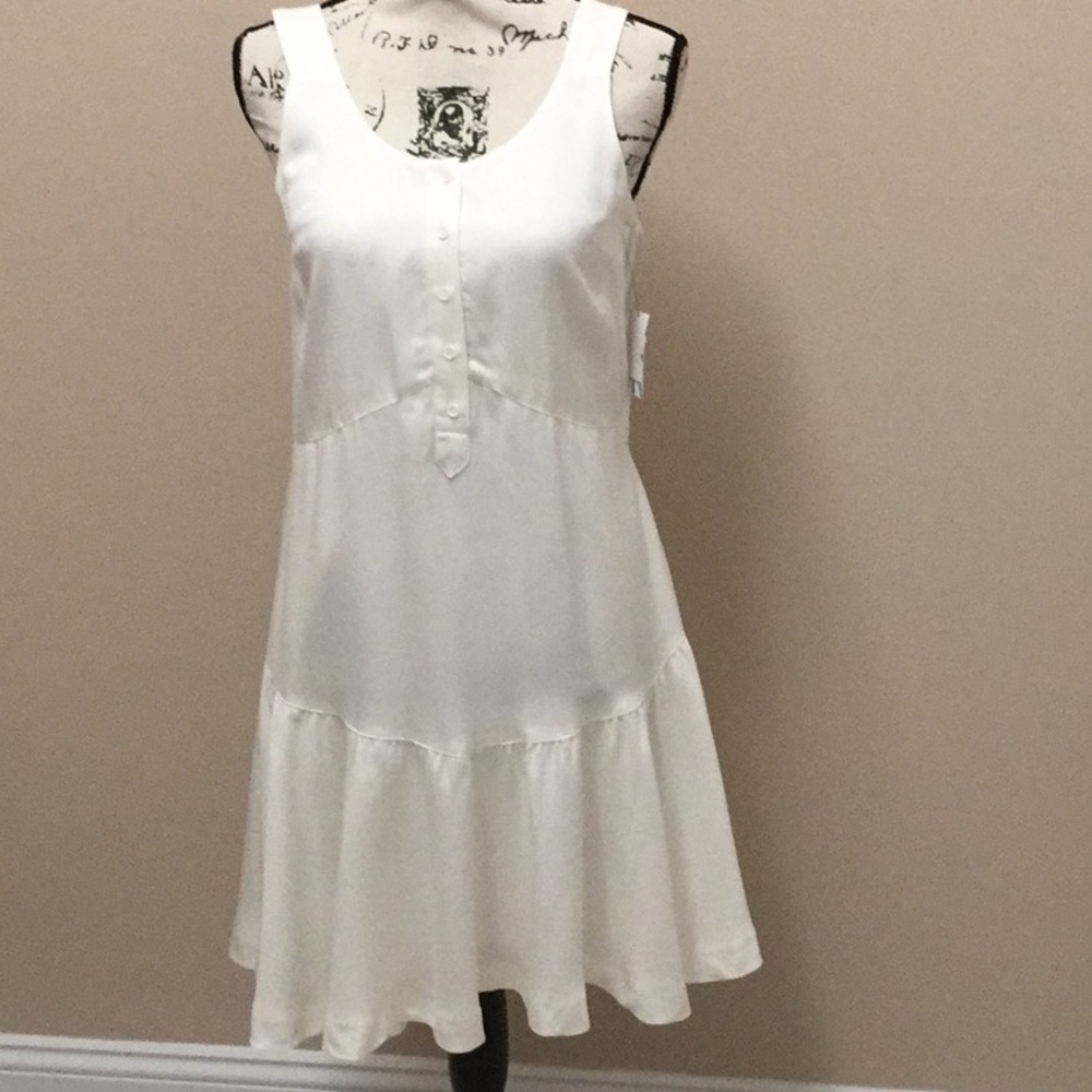 Daniel Cremieux ivory dress with tiered skirt